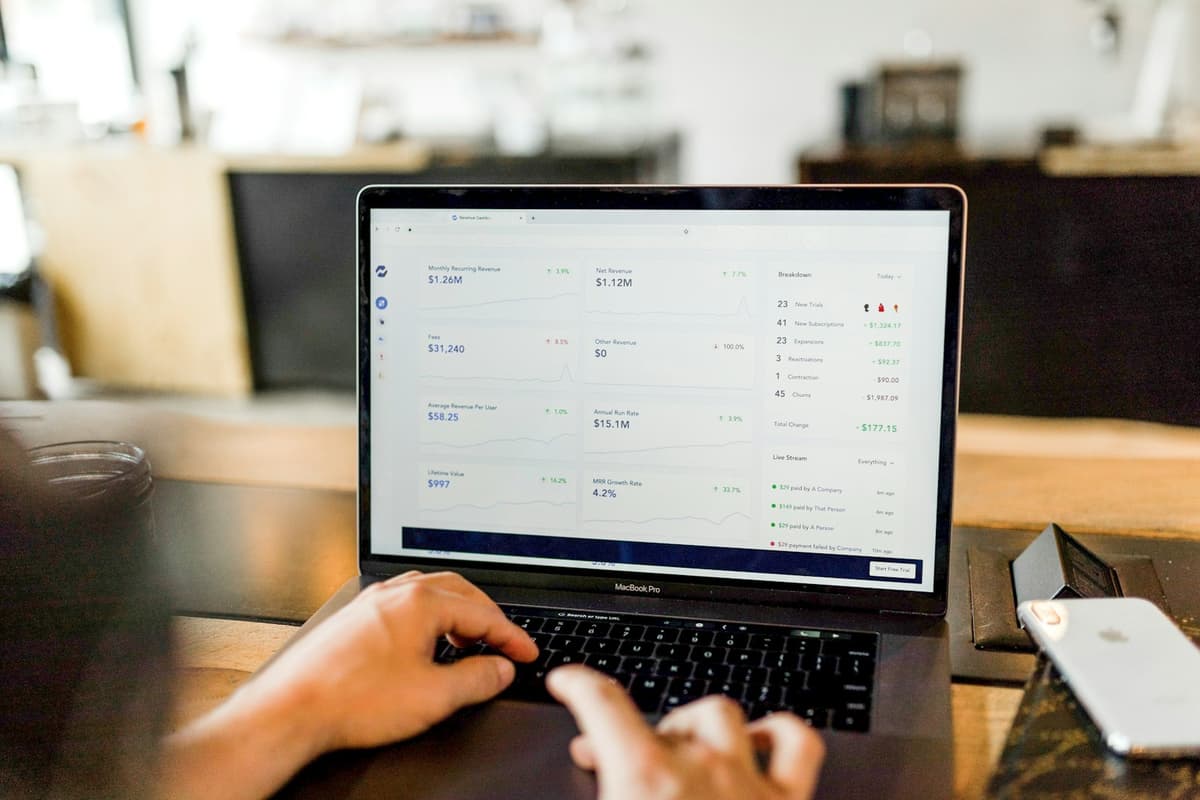 Demo First: Why Many Beginners Prefer To Look Around Before Taking Action